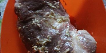 жаркое с пряными травами и овощами