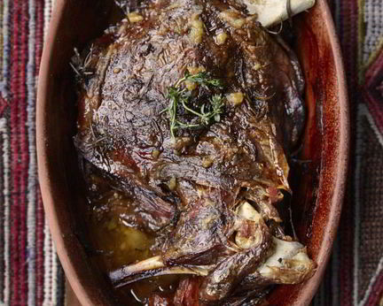 Жаркое в горшочках по-домашнему из свинины