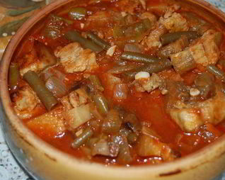 Жаркое в горшочке