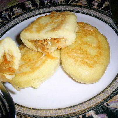 Картофельные зразы с начинкой из квашеной капусты