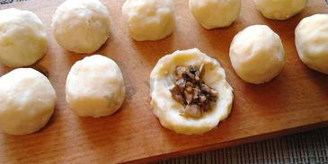 картофельные зразы в духовке с грибами