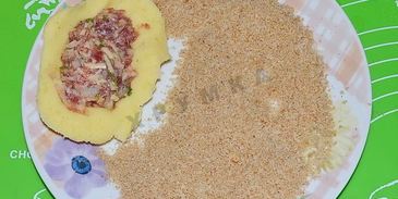 картофельные зразы в духовке с мясным фаршем и сыром