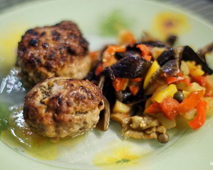 Мясные зразы с грибами