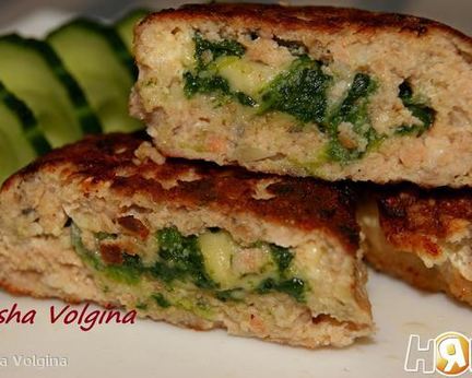 Зразы из горбуши с сыром и шпинатом