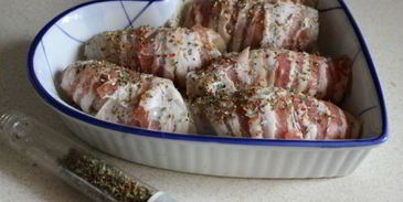 зразы из тилапии в беконе с овощным салатом