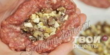 зразы с грибами, луком и яйцом