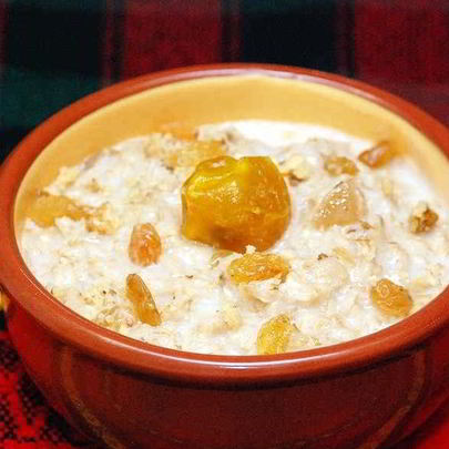 Геркулесовая каша с грецкими орехами