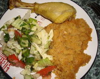 Гороховая каша с мускатным орехом и соевым соусом