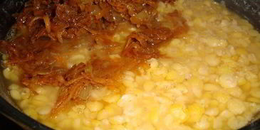 гороховая каша с мускатным орехом и соевым соусом