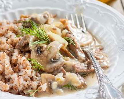 Гречка по-купечески со сметанкой