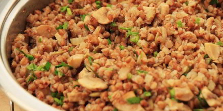 Рецепт гречки с курицей и грибами