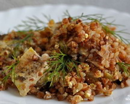 Гречка с рыбой в мультиварке