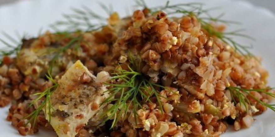 Рецепт гречки с рыбой в мультиварке