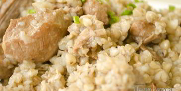 гречка с тушеной свининой