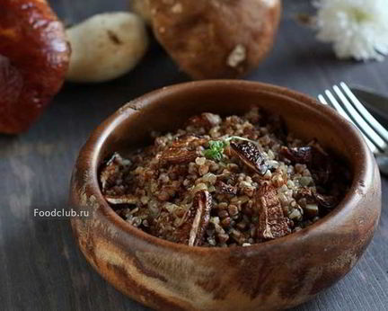 Гречневая каша с белыми грибами