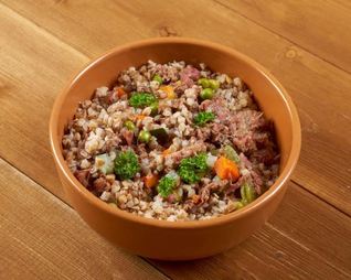 Гречневая каша с тушенкой