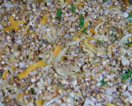 Каша гречневая с луком