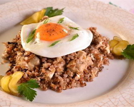 Каша Старокиевская с телячьими мозгами и грибами