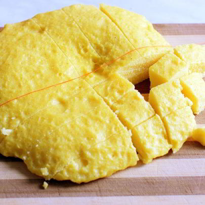 Мамалыга с сулугуни