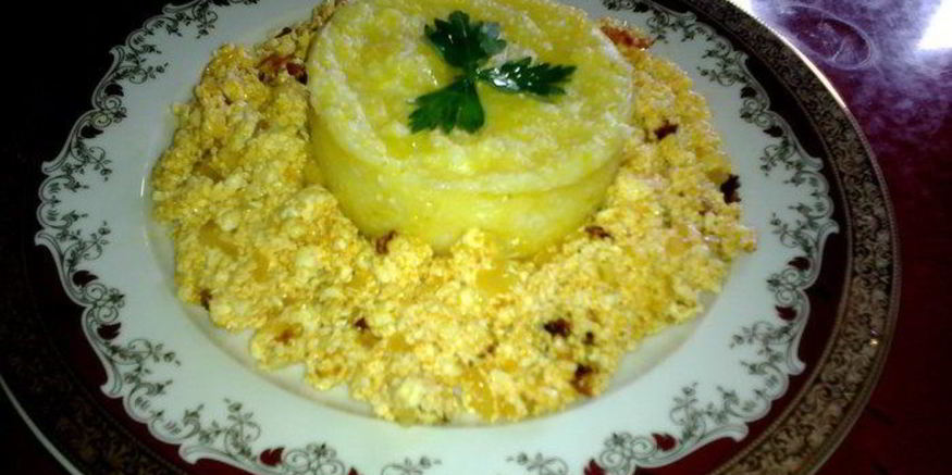 Рецепт мамалыги с жареным адыгейским сыром