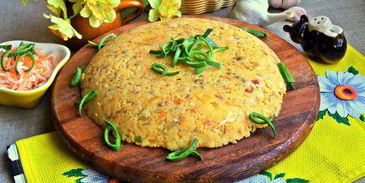 полента с беконом и овощами