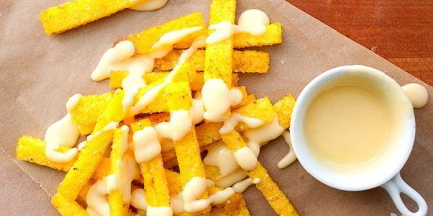 Рецепт поленты с сырным соусом