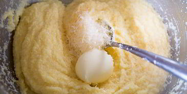 утренняя полента с грибами и яйцом пашот