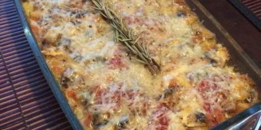 Рецепт запеченной поленты с грибами, помидорами и моцареллой