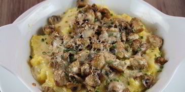 запеченная полента с грибами