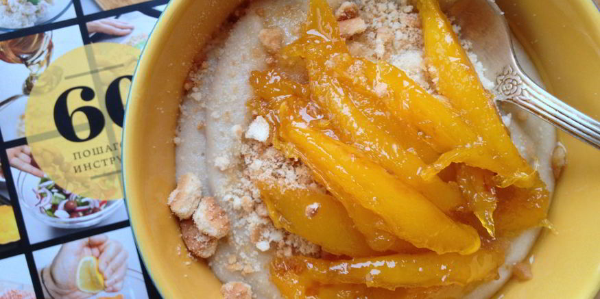 Рецепт банановой манной каши с ломтиками манго в сиропе