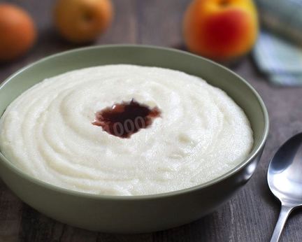 Манная каша на молоке и воде