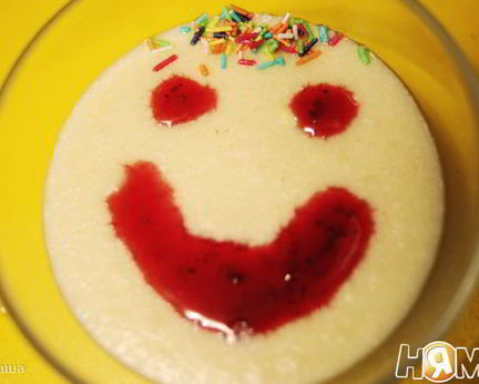 Манная каша на молоке с желтком