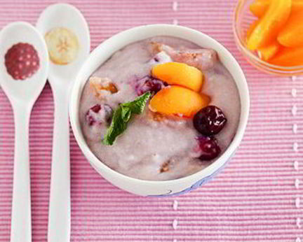 Манная каша с фруктами в мультиварке