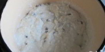 манная каша с изюмом