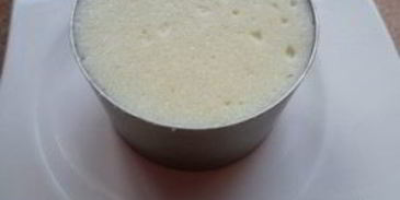 манная каша с малиной