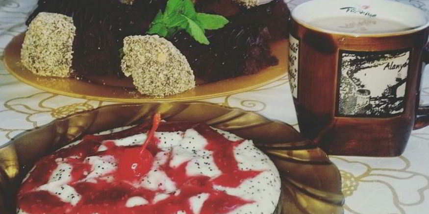 Рецепт манной каши с малиновым вареньем