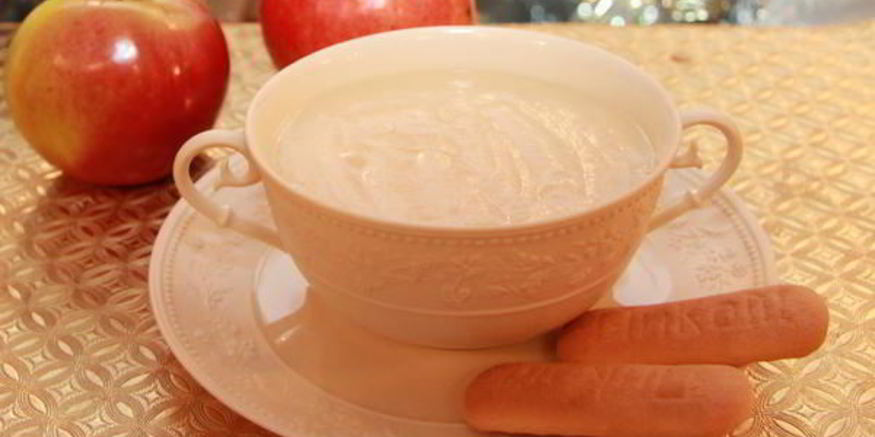 Рецепт манной каши с яблоком