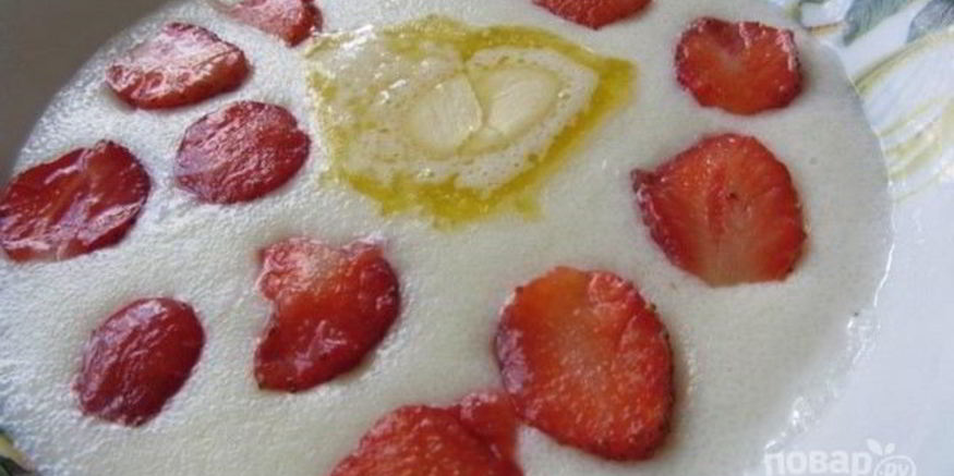 Рецепт манной каши с ягодами