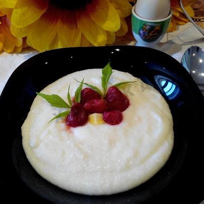 Манная каша в мультиварке на молоке и воде