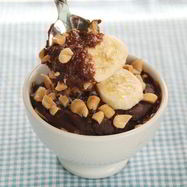 Рецепт Шоколадной манной каши с банановым муссом