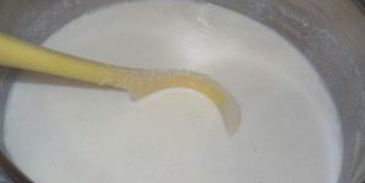 вкусная манная каша на молоке