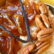 Рецепт Овсяной каши с ванилью, кумкватом и пеканом