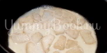 овсяная каша с яблоками, грецкими орехами и клубникой