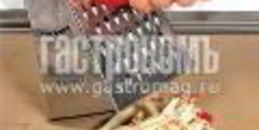 овсяная каша с яблоком, изюмом и корицей