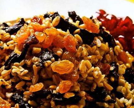 Овсянка с черносливом и изюмом