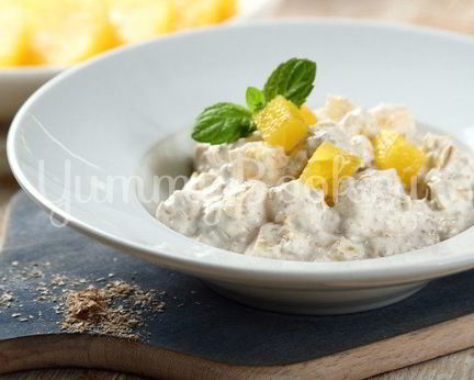 Овсянка с йогуртом и апельсином