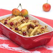 Рецепт Овсянки, запеченной с яблоками, клюквой и грецкими орехами