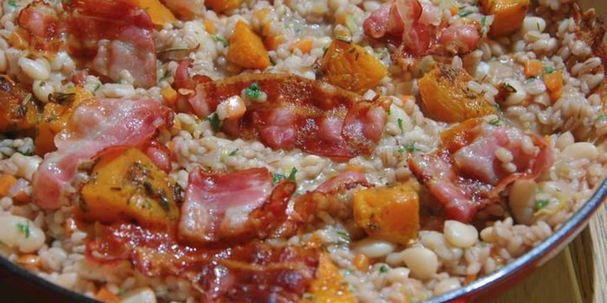 Рецепт перловой каши с фасолью, тыквой и беконом