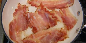 перловая каша с фасолью, тыквой и беконом