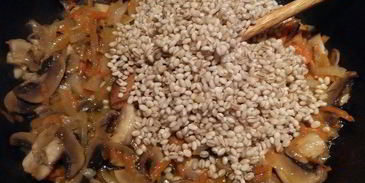 перловая каша с грибами в духовке